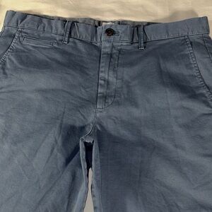 Gap mens slate blue Gap for Good flat front 10" inseam chino shorts - size 34